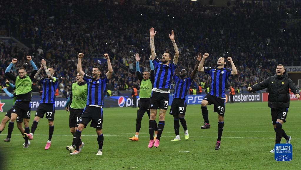 罗马诺：拜仁后卫博埃近期再次被推荐给尤文