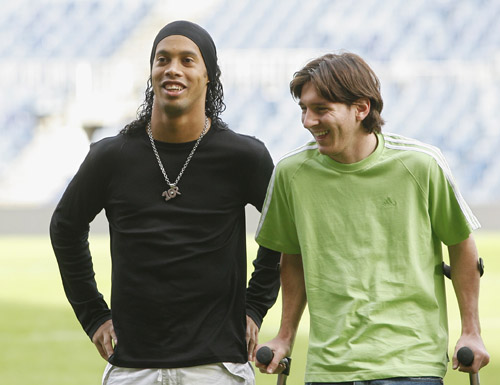 健康的蓝军队长 边后卫改踢后腰那就是真强 身价暴涨1500万欧