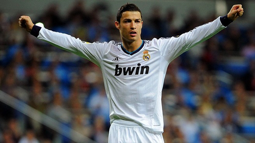 荷甲前瞻：费耶诺德各项赛事3连败，特温特作客7场不败（荷甲前瞻：费耶诺德陷三连败低潮，特温特客场七战不败）