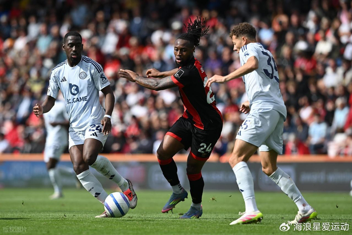 贝克汉姆：梅西总能创造机会；作为老板看比赛真的很煎熬