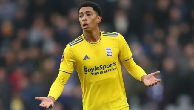 巴萨主席拉波尔塔圣诞晚宴展现亲和力 球队领跑西甲前景光明