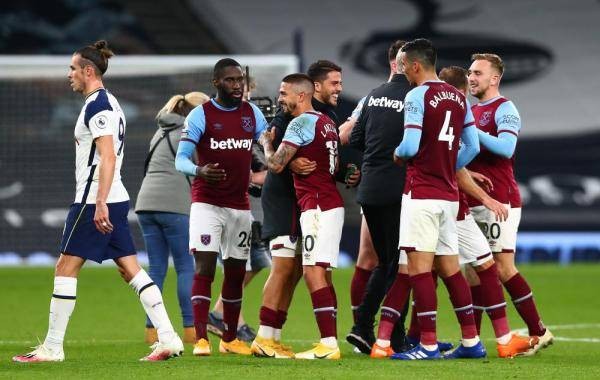 亚泰官方：寒潮来袭，长春亚泰队备战训练转至室内足球馆（亚泰官宣：因寒潮影响，长春亚泰队将备战改在室内足球馆进行）