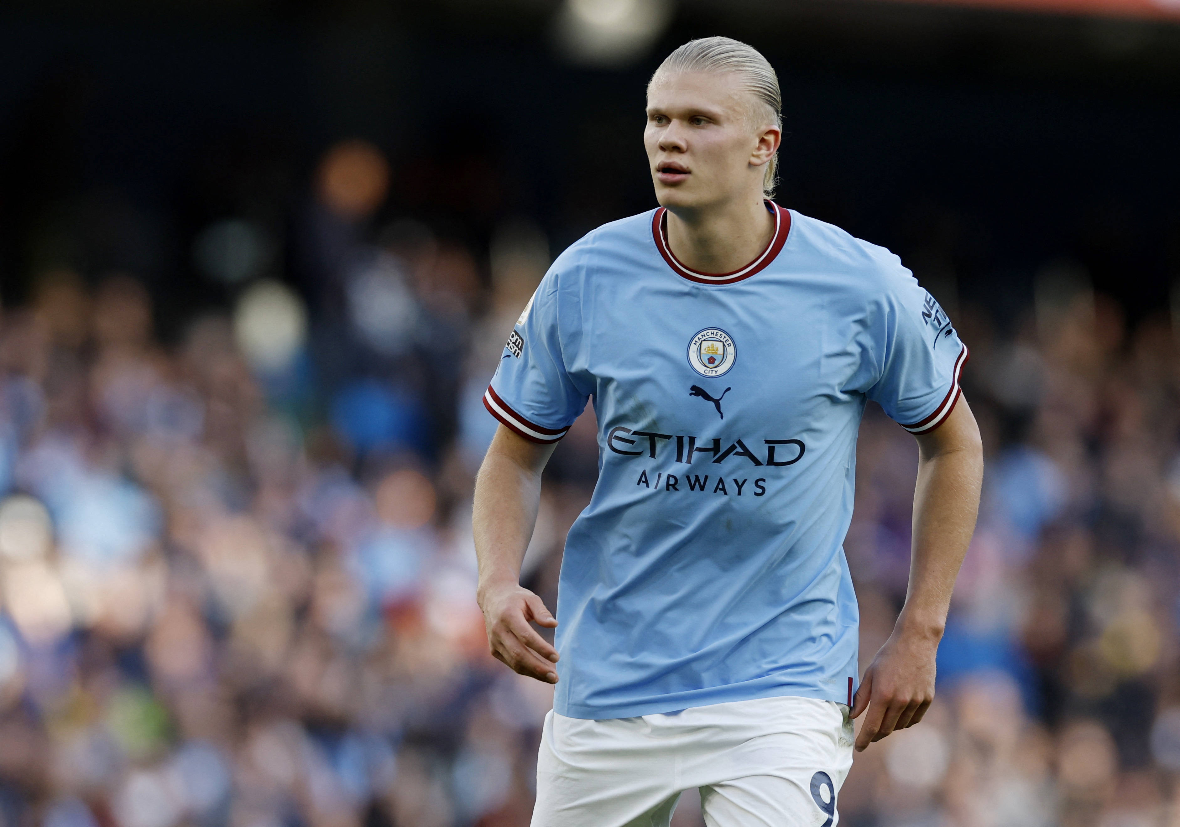 拜仁客战海登海姆：凯恩领衔，卡尔、迪亚斯、格雷罗首发（拜仁客场挑战海登海姆：凯恩领衔，卡尔、迪亚斯、格雷罗先发出战）