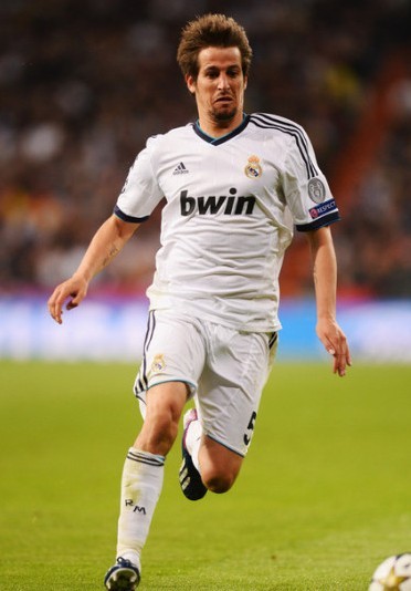 率队首次进亚冠！官方：成都蓉城授予徐正源“功勋主教练”称号（官方宣布：徐正源获授成都蓉城“功勋主教练”，率队历史性闯入亚冠）