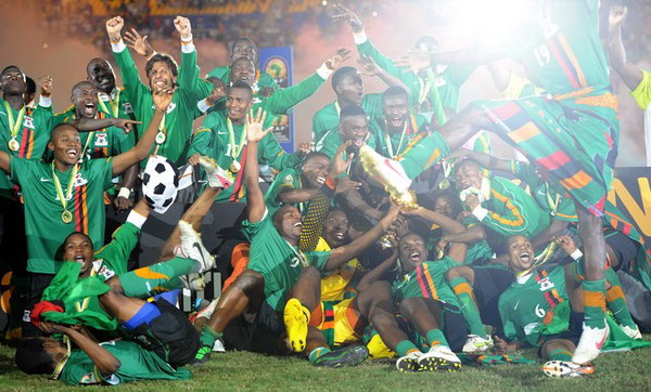 外媒：安哥拉足协邀请阿根廷国家队踢友谊赛的费用为1200万欧（据外媒报道，安哥拉足协邀阿根廷国家队踢友谊赛，费用高达1200万欧元）