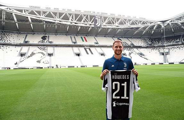 发飙是双线大赢家！王刚情商引热议 塞帅坐实讨薪！前大连双星都成冠军了