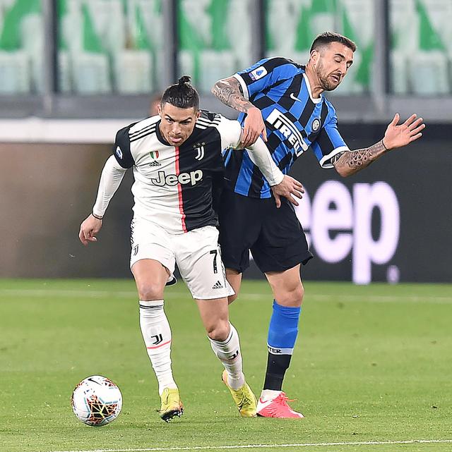 金珍洙：徐正源把成都队打造得非常好，他们前场球员能力很强