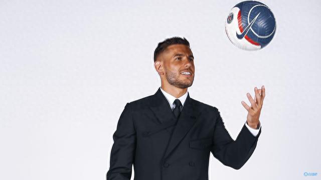 霍伊伦德梅开二度 那不勒斯击败尤文后登上意甲榜首