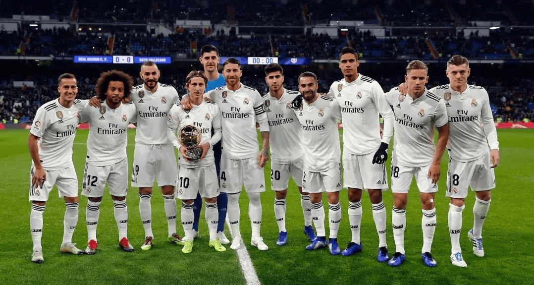 阿斯：皇马绝不会通过竞价来引援中卫，专注于合同到期的球员