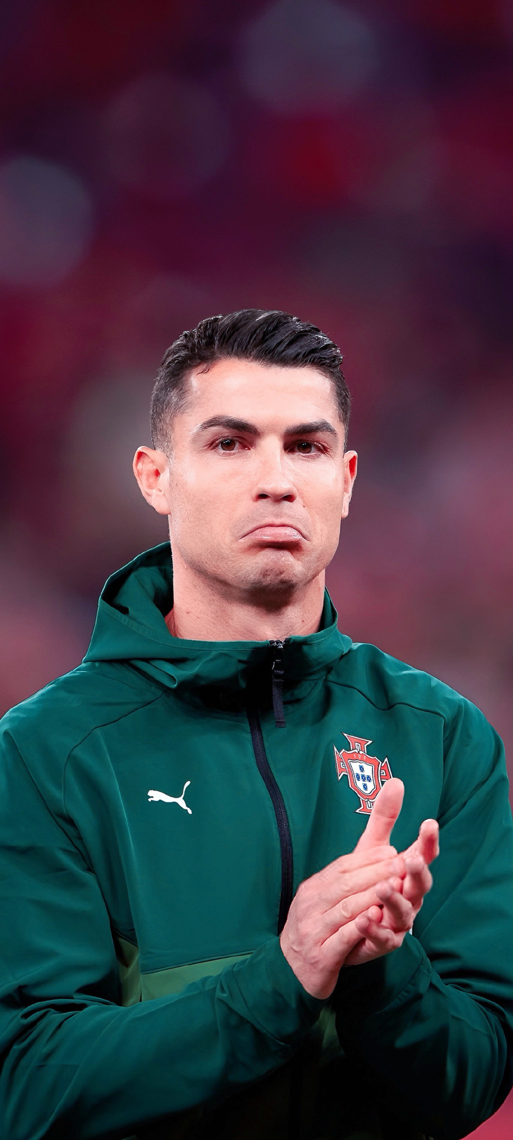 博洛尼亚门将斯科鲁普斯基：守门员首先必须会扑救，脚法其次